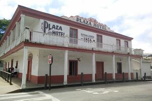 180-Plaza-Hotel