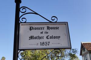 201-PIONEER-HOUSE-OF-THE-MOTHER-COLONY