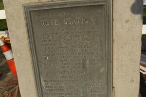 300-Rose-Station