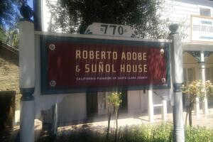 898-Roberto-Sunol-Adobe