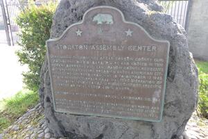 934-Temporary-Detention-Camps-for-Japanese-Americans-at-Stockton